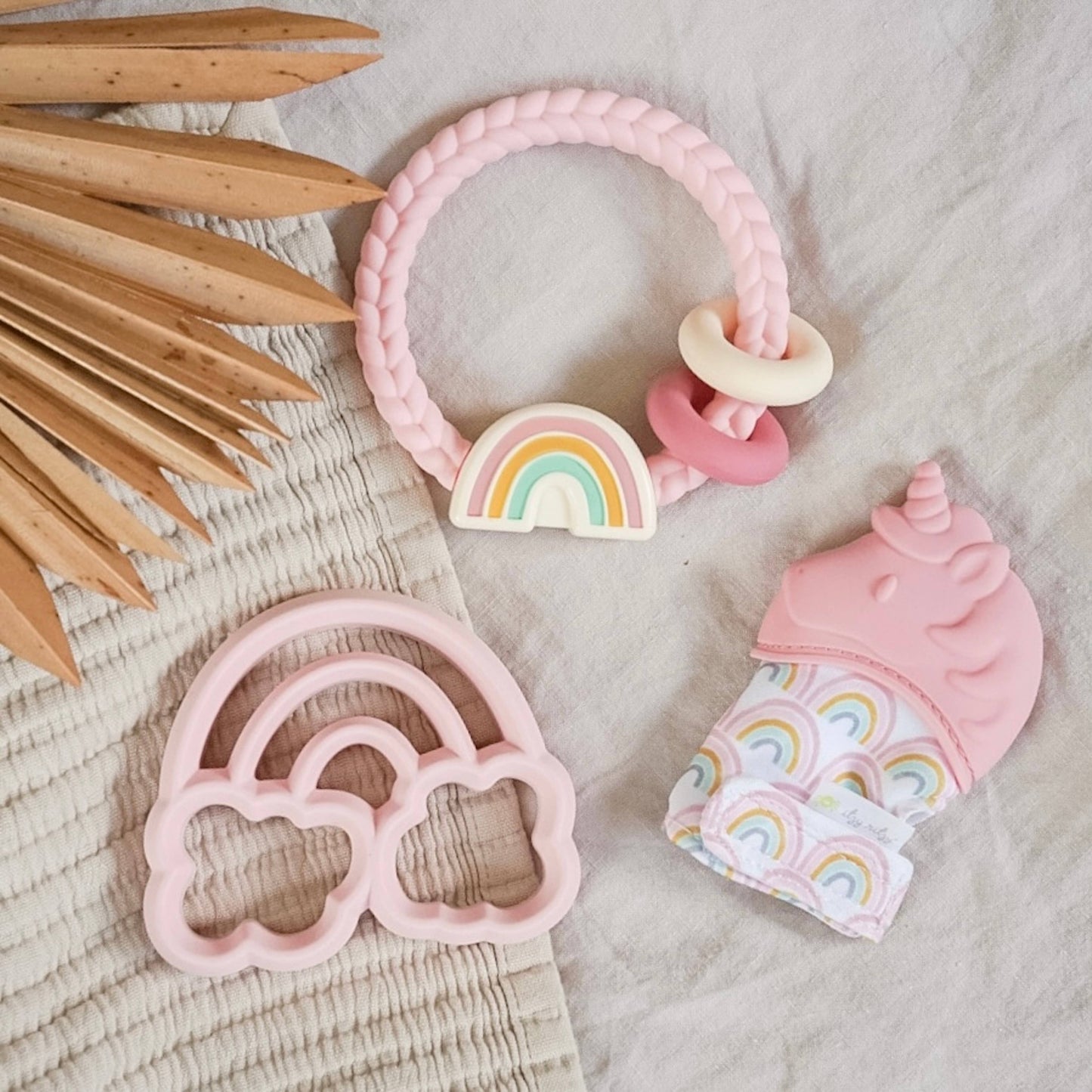 Itzy Mitt™ Silicone Teething Mitts: Cactus