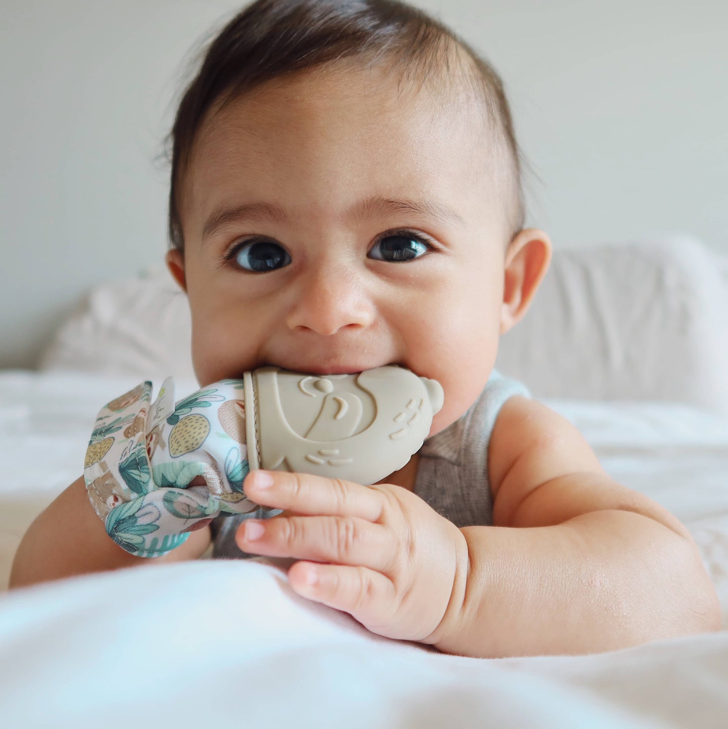 Itzy Mitt™ Silicone Teething Mitts: Cactus