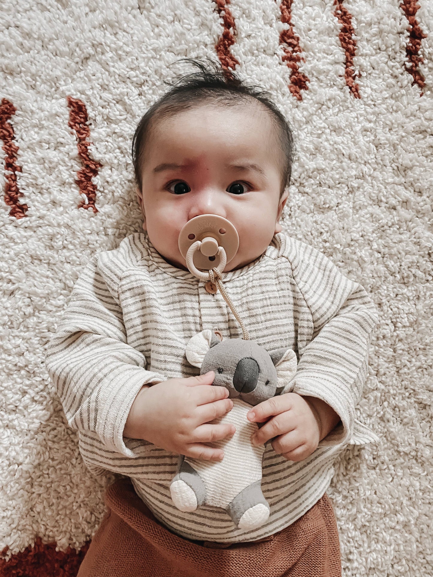 *NEW* Bitzy Pal Natural Rubber Pacifier & Stuffed Animal: Cow