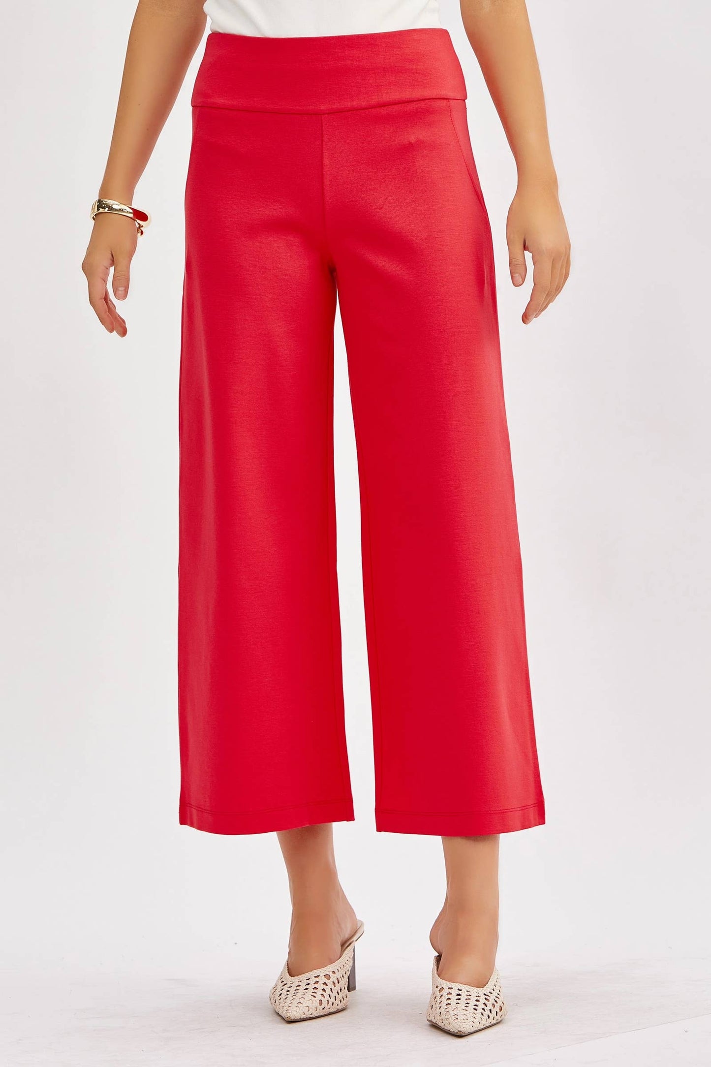 Magic Wide Cropped Pants: Black / L