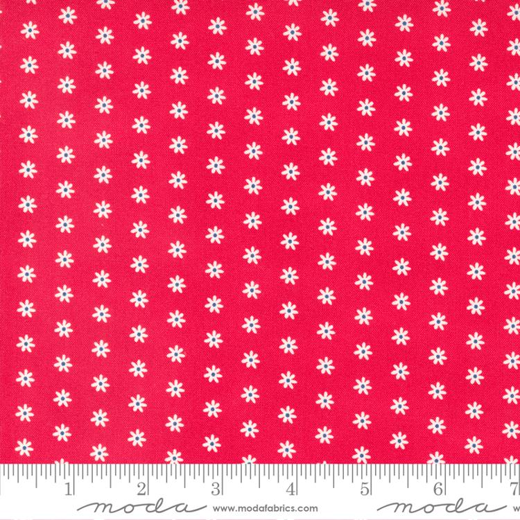 Berry Basket for Moda Fabric by April Rosethal Cranberry Daisy Print 24153 12