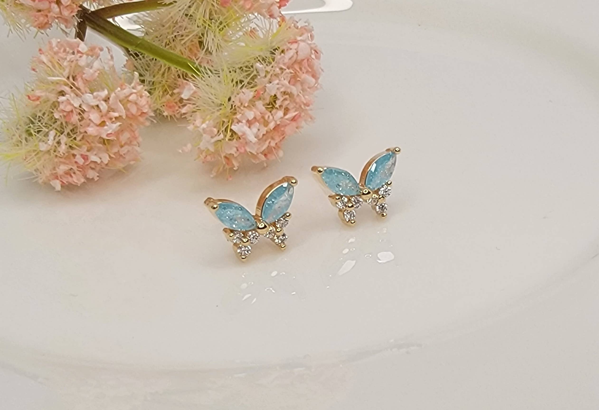 BUTTERFLY POST EARRINGS.: BLUE OPAL/GOLD