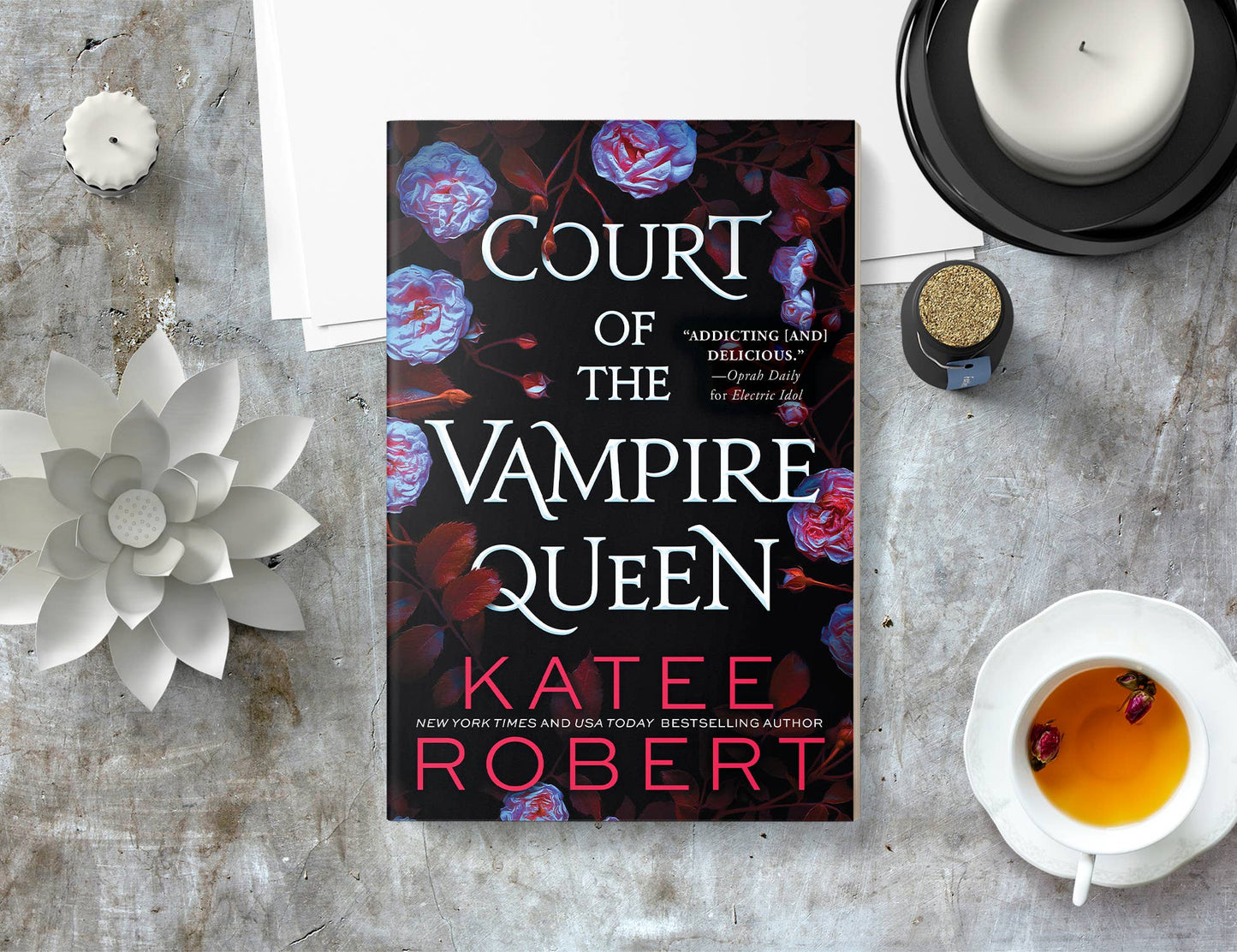 Court of the Vampire Queen (TP)