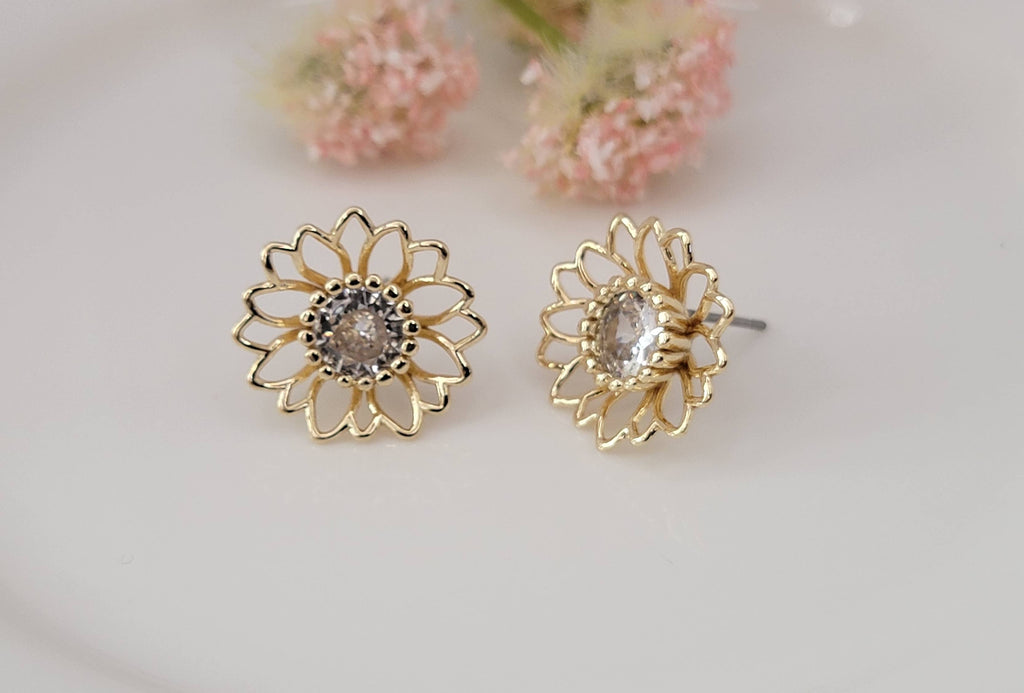 SUNFLOWER TARNISH FREE STUD EARRINGS.