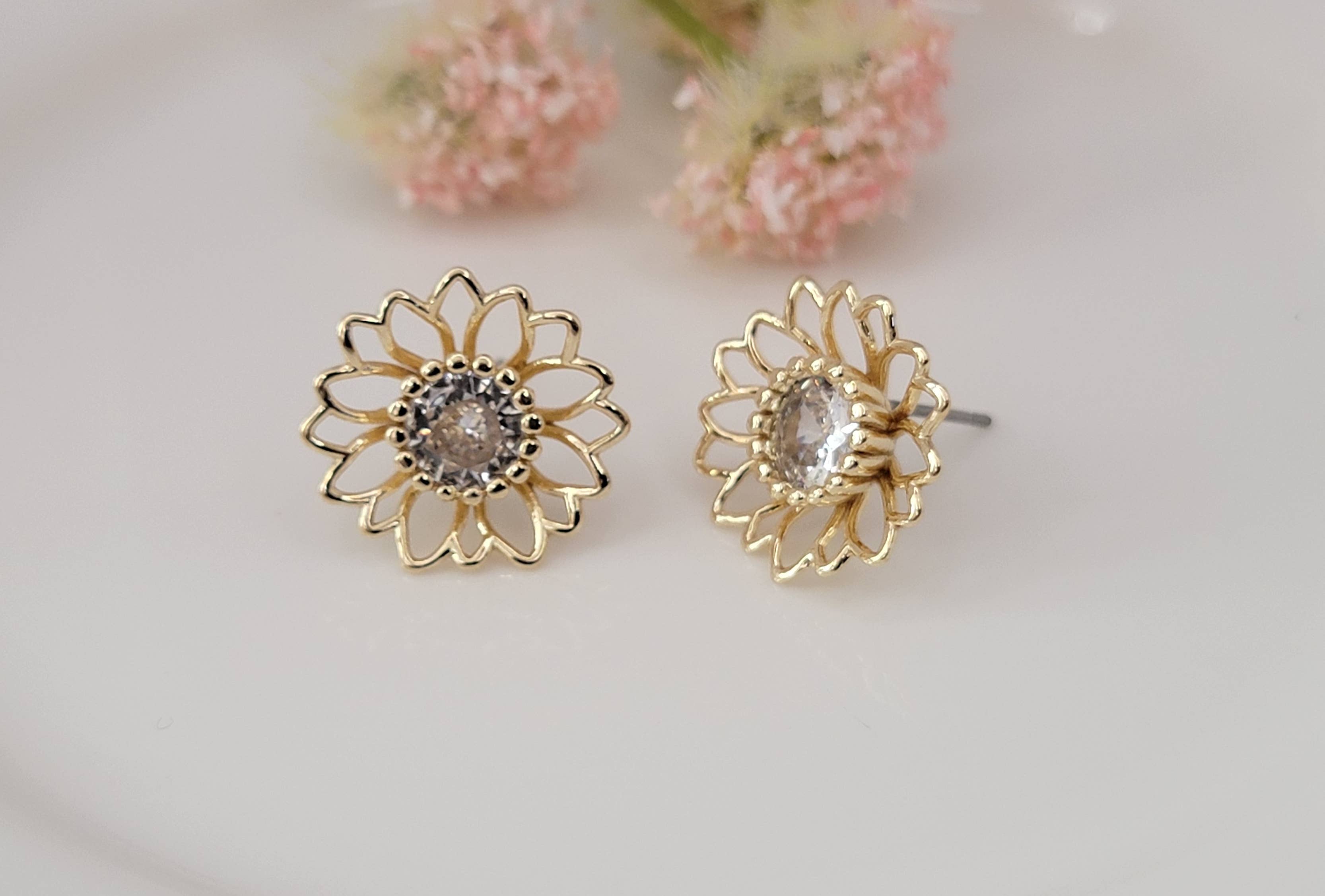 SUNFLOWER TARNISH FREE STUD EARRINGS.
