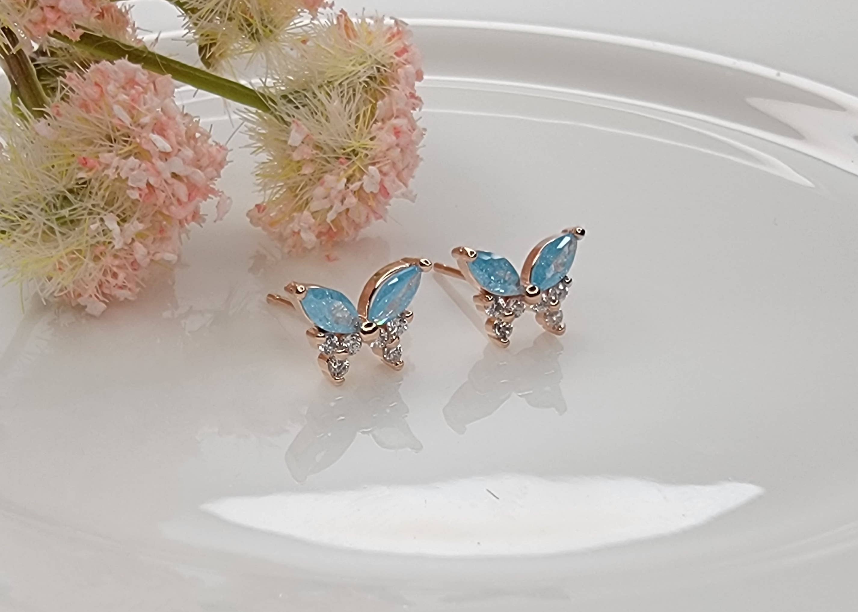 BUTTERFLY POST EARRINGS.: BLUE OPAL/GOLD