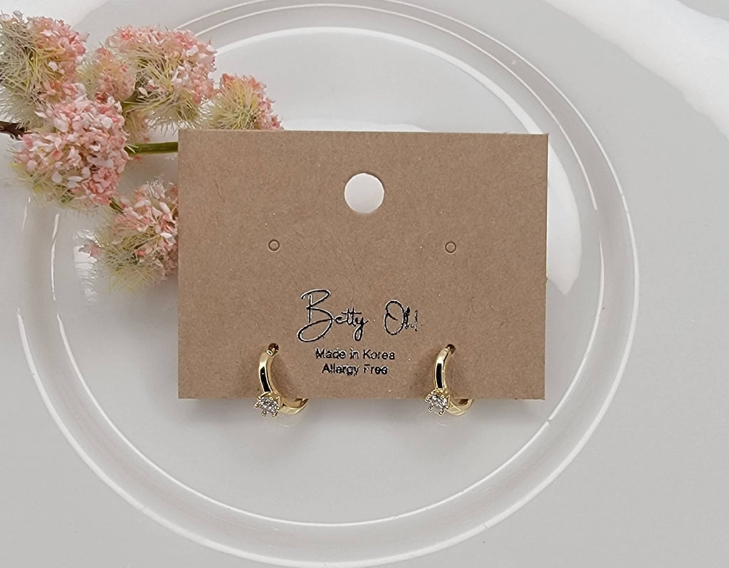 WEDDING RING STYLE MINI HOOP.