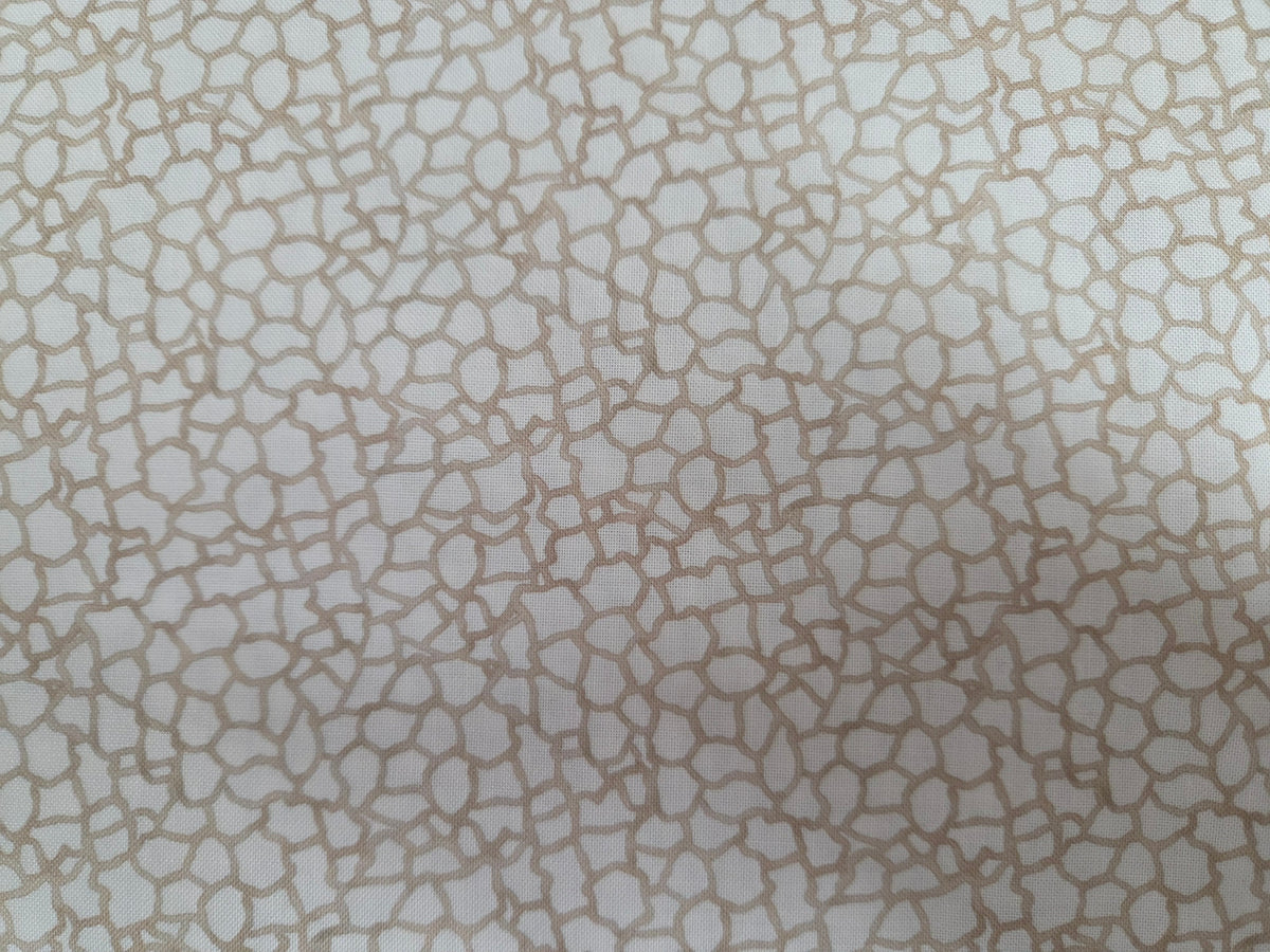 Mini Menagerie – Giraffe Print Eggshell