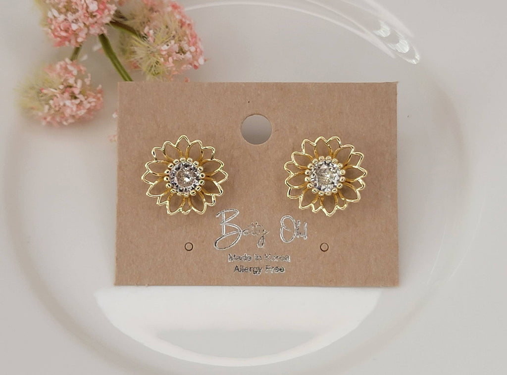 SUNFLOWER TARNISH FREE STUD EARRINGS.