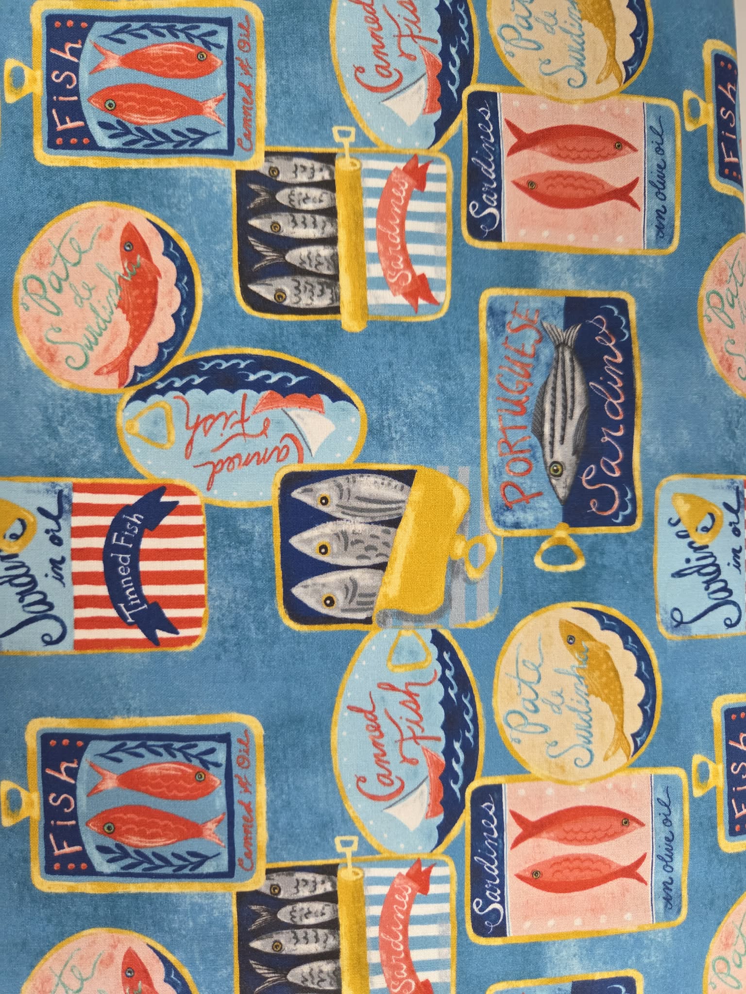 Villa Sol – Vintage Seafood Labels Fabric