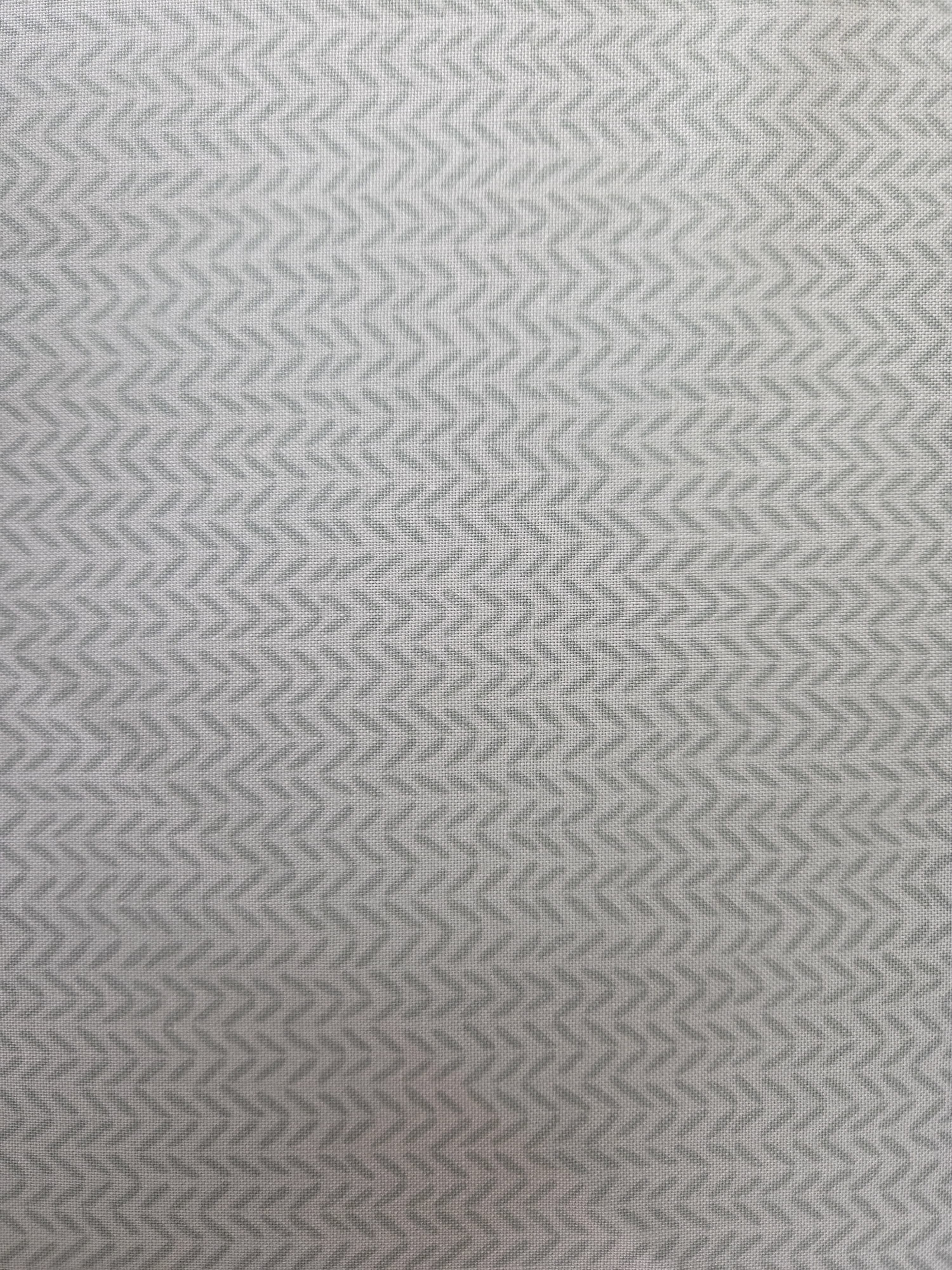 Lucky – Soft Sage Geometric