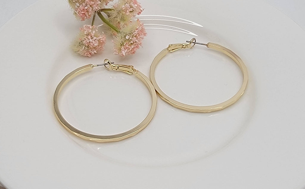HOOP TARNISH FREE EARRINGS.: Silver