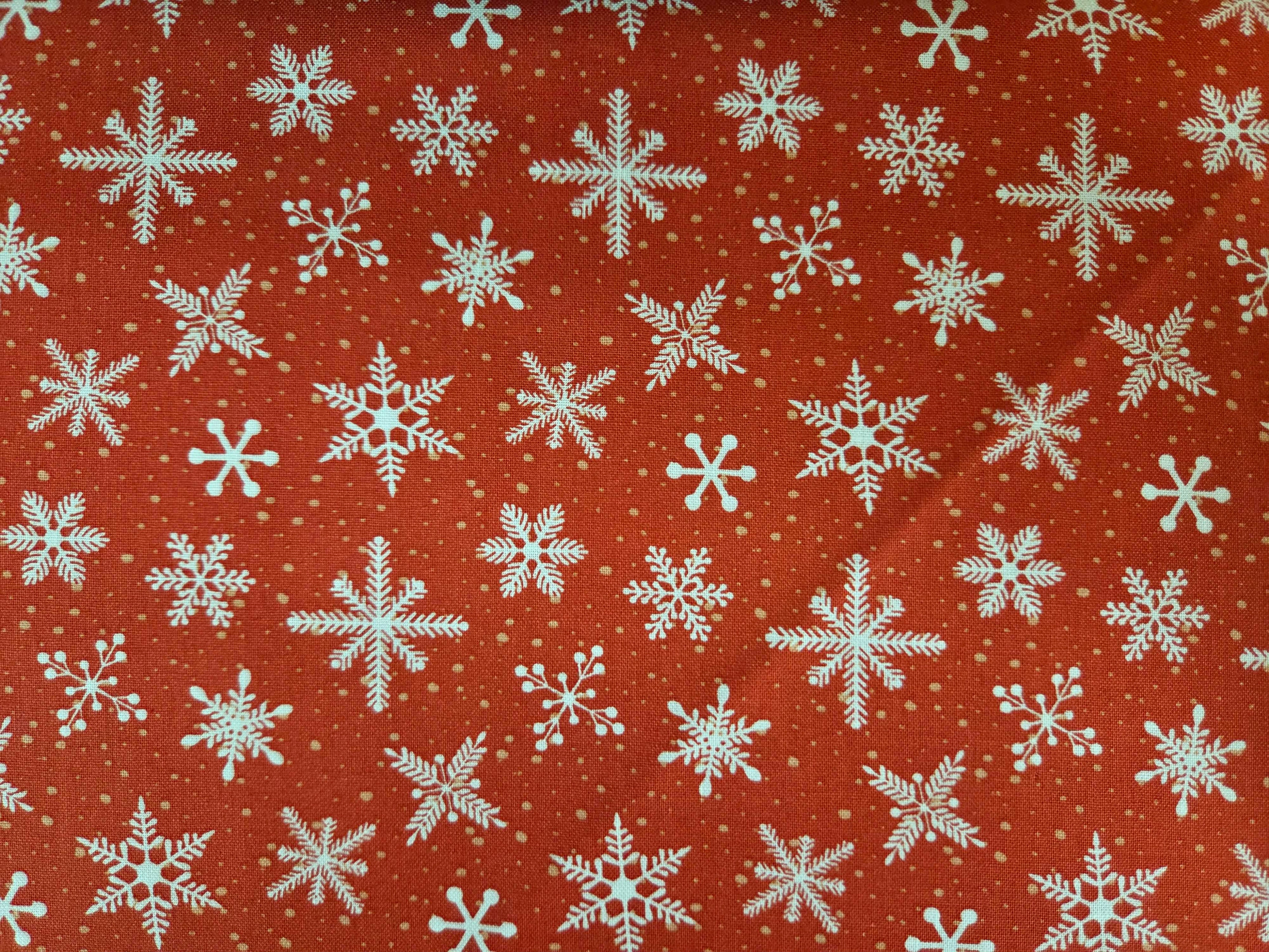 Prairie Christmas – Snowfall Red