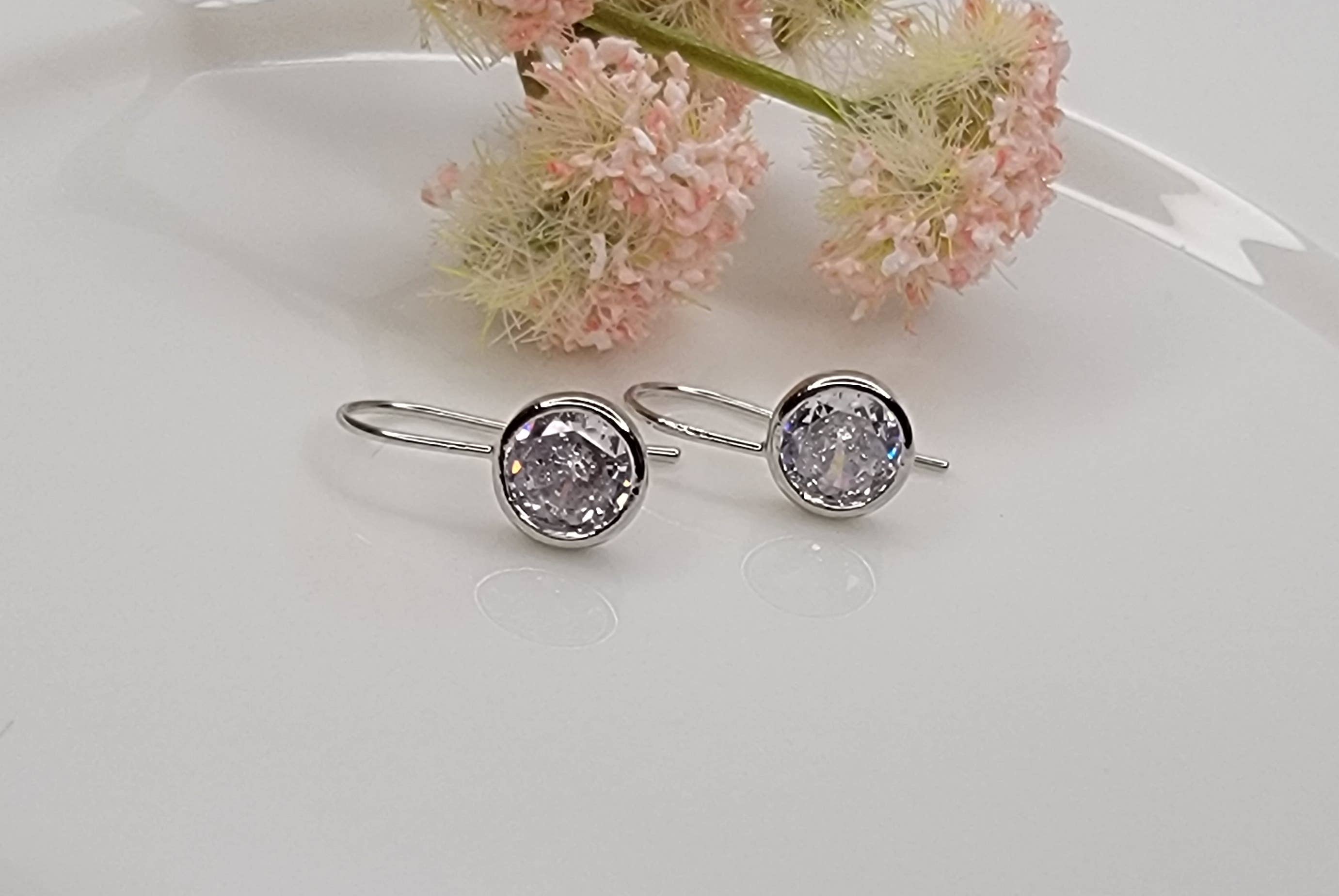 CZ EARRINGS.: GOLD