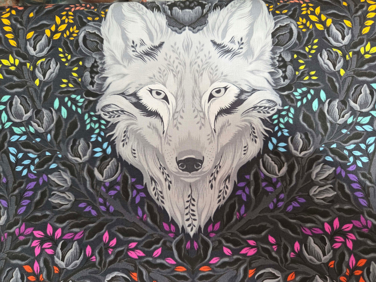 Graywork – Wolf of Pink Street Carbon
