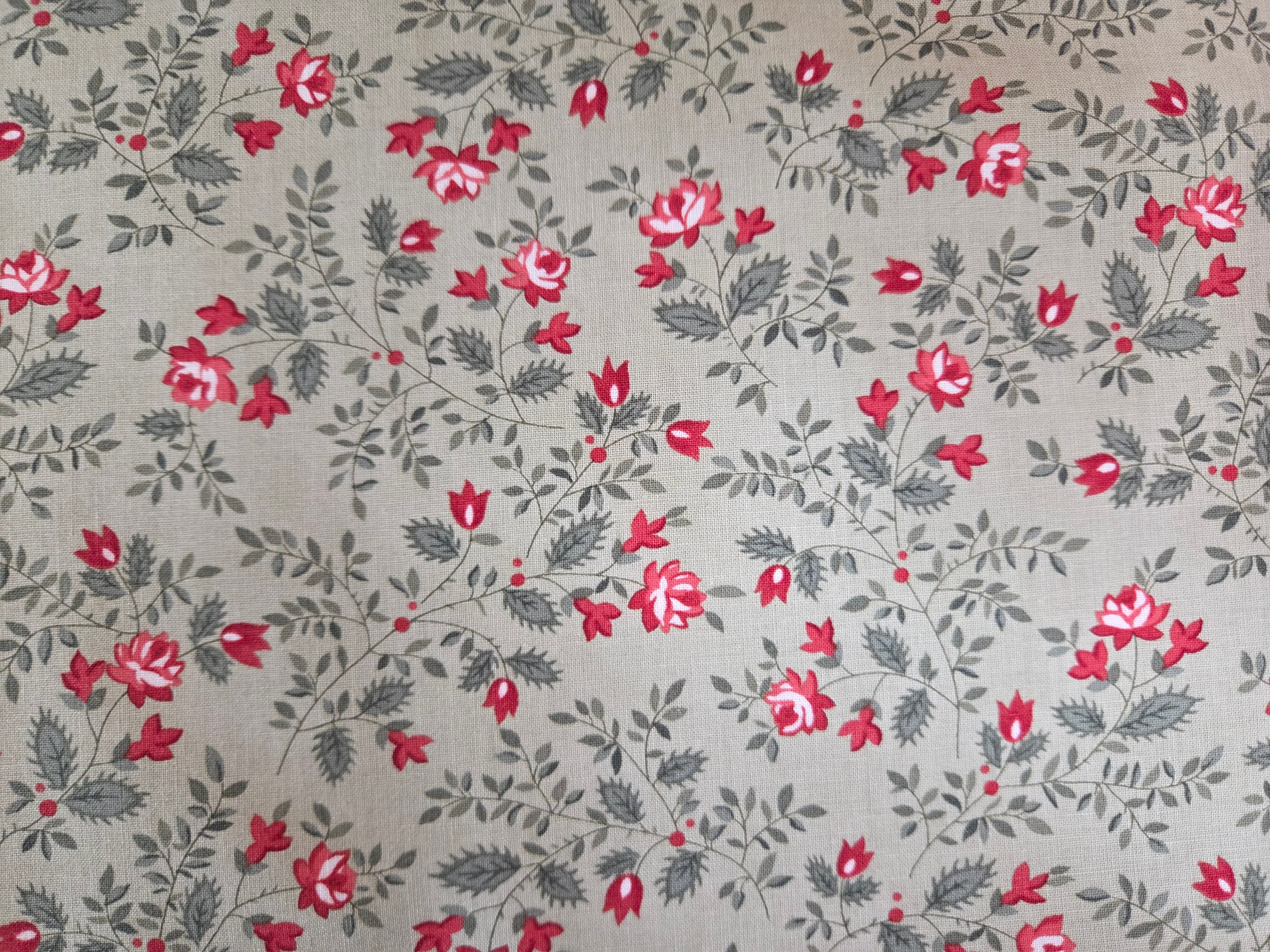 A Christmas Carol – Vintage Red Florals