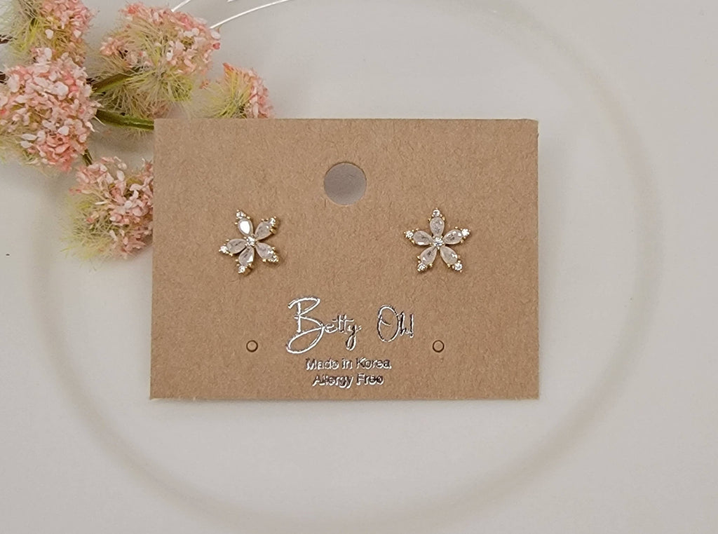 TINY FLOWER OPAL SHADE CZ STUD EARRINGS.