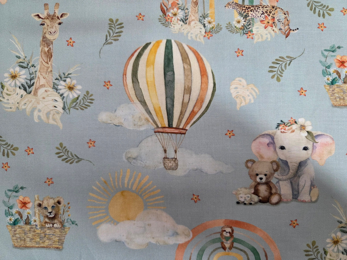 Mini Menagerie – Wild Animal Allover Light