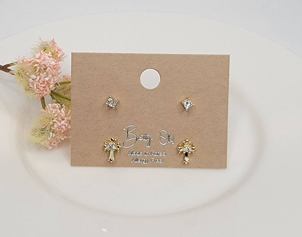 TWO PAIR SET STUD TARNISH FREE EARRINGS.
