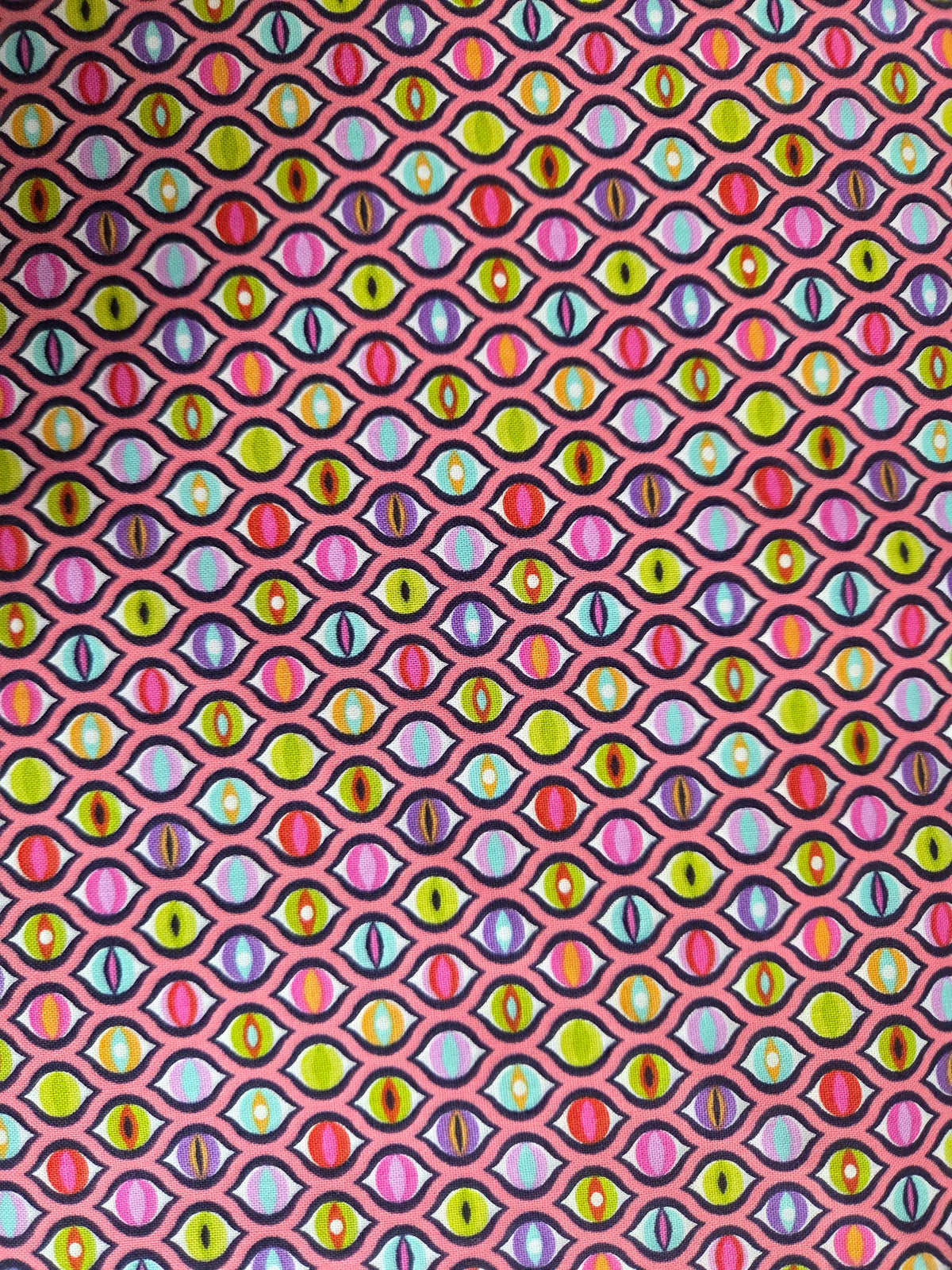 Tabby Road Deja Vu – Cat Eyes Prism