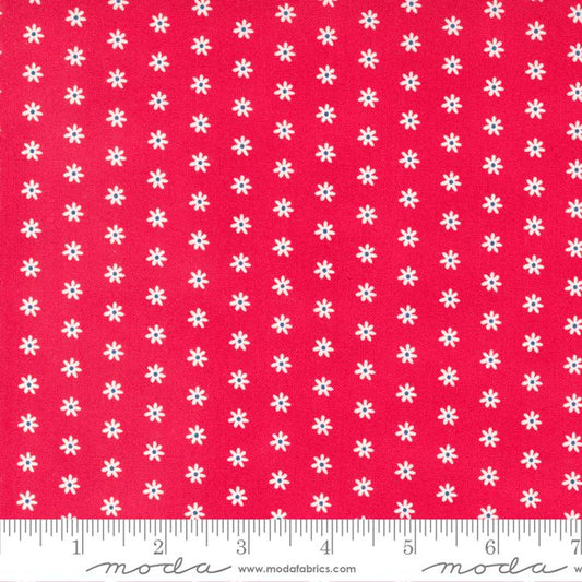 Berry Basket for Moda Fabric by April Rosethal Cranberry Daisy Print 24153 12
