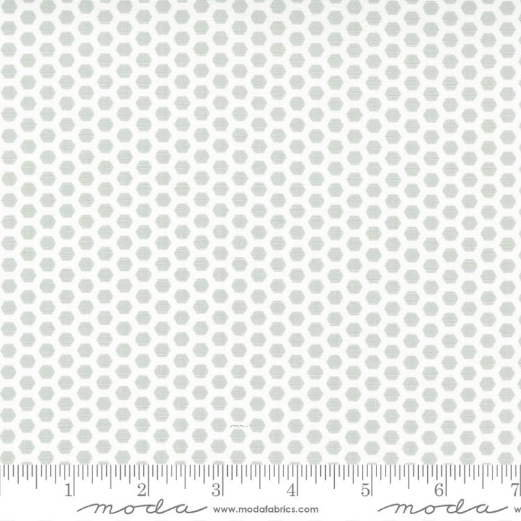 Berry Basket for Moda Fabric by April Rosethal Stone Honey Comb 24156 27